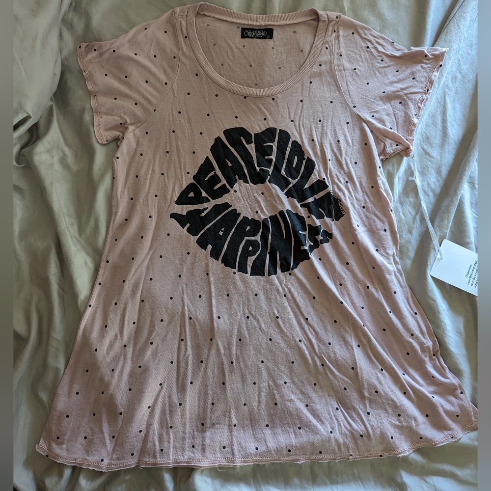 NWT Lauren Moshi tee Pink peace love happiness